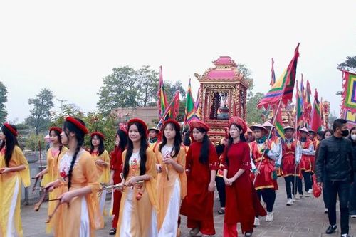 Độc đáo lễ hội Đền Lăng Sương tại Phú Thọ: Rước nước, tế lễ trang trọng