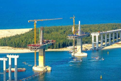 TP Huế đốc thúc tiến độ các dự án giao thông kết nối liên vùng