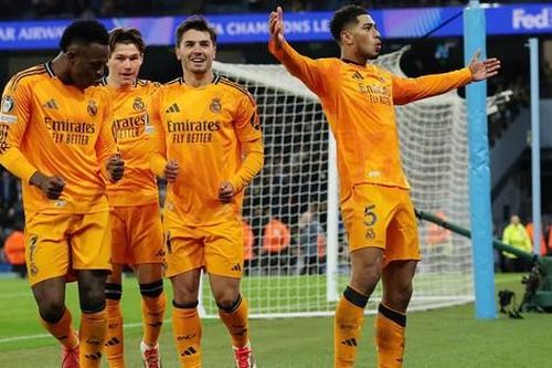Kết quả play-off UEFA Champions League 2024/2025: Niềm vui dành cho những vị khách