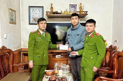 Tốt nghiệp đại học loại giỏi, chàng trai viết đơn tình nguyện nhập ngũ