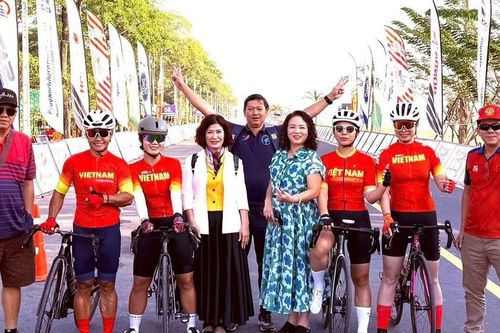 Tuyển xe đạp Việt Nam có HCV thứ 2 ở giải châu Á