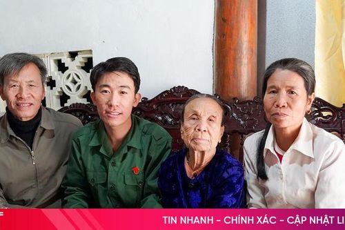 Chàng trai Hà Tĩnh nghỉ việc lương cao để lên đường nhập ngũ