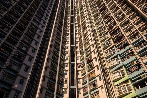 Sau bốn năm, Trung Quốc vẫn sa lầy trong cuộc khủng hoảng bất động sản
