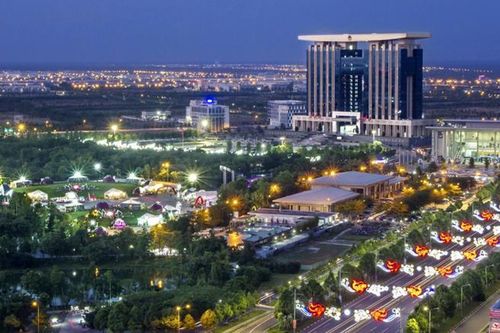 Bình Dương thúc đẩy công nghiệp và dịch vụ, hướng đến tăng trưởng hai con số