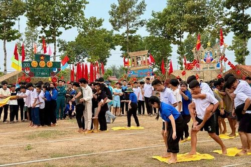 Sôi nổi Hội trại Tòng quân năm 2025 tại huyện Hồng Ngự