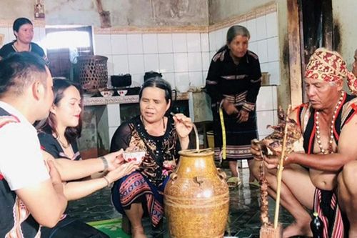 Lễ báo hiếu, thơm thảo tấm lòng con cái