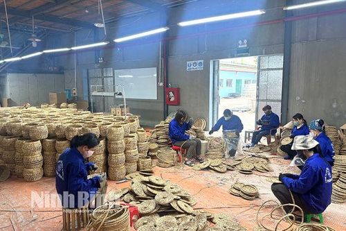 Doanh nghiệp sôi nổi ra quân sản xuất đầu năm