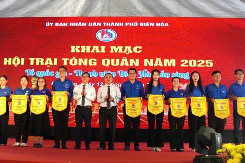 Đồng Nai: Những hình ảnh đẹp tại Hội trại Tòng quân 2025 của thành phố Biên Hòa