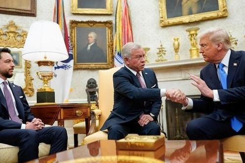 Bị ông Trump thúc giục tiếp nhận người Palestine, Quốc vương Jordan nói sao?