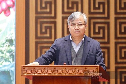 Phó Chủ tịch UBND tỉnh Điện Biên Lò Văn Tiến xin thôi việc
