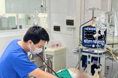 Xử lý nghiêm cơ sở tăng giá thuốc Tamiflu