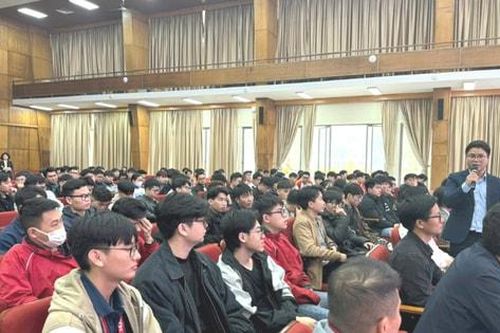 8 trường đại học tranh tài tại Cuộc thi Thiết kế Máy tự động hóa 2025