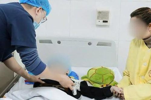 An Giang khuyến cáo đeo khẩu trang khi đến cơ sở y tế để phòng cúm mùa