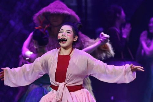 'Thị Nở' Hoàng Thái Phương: 'Dù thế nào, mình cứ phải cười đã!'