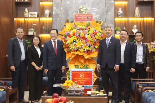 Lãnh đạo tỉnh Quảng Nam động viên doanh nghiệp đầu năm