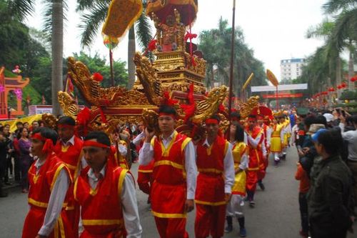 Hàng vạn người dự Lễ hội xuân đền Thượng