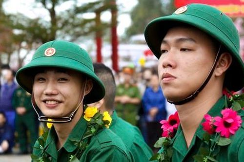 Hơn 1.400 thanh niên Đà Nẵng hào hứng lên đường nhập ngũ