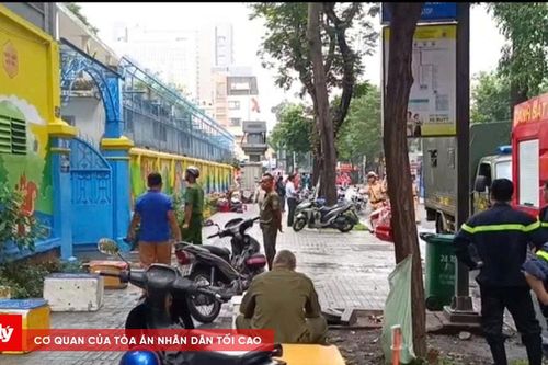 Cháy trường mầm non ở TP.HCM, nhiều học sinh được sơ tán ra ngoài