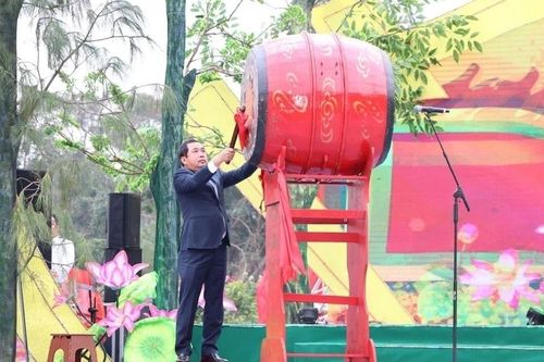Hải Dương khai hội truyền thống mùa xuân Côn Sơn-Kiếp Bạc 2025
