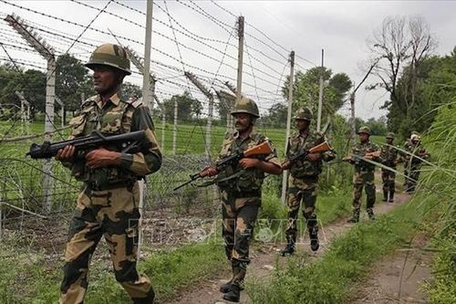 Giao tranh giữa Ấn Độ và Pakistan tại khu vực Kashmir, ít nhất 4 người bị thương