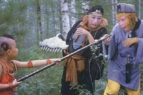 Tôn Ngộ Không nói gì về binh khí của Trư Bát Giới?