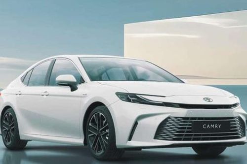 Phân khúc sedan hạng D: Toyota Camry bán nhiều gấp ba lần các đối thủ