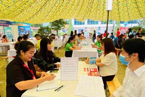 Các doanh nghiệp tại Hà Nội tuyển dụng hơn 87.000 lao động trong tháng đầu năm 2025