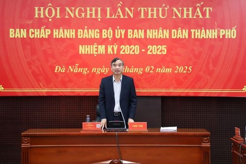 Ban Chấp hành Đảng bộ UBND thành phố họp phiên thứ nhất