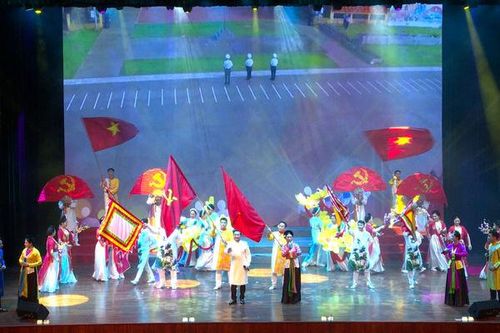 Khai mạc Ngày Thơ Việt Nam lần thứ 23 với chủ đề 'Tổ quốc bay lên'