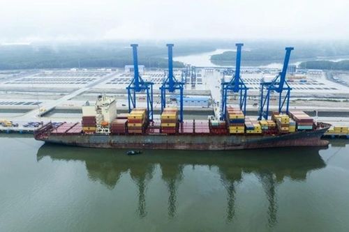 Đồng Nai: Cảng biển Phước An đón chuyến tàu đầu tiên khai thông dòng chảy thương mại, hàng hóa