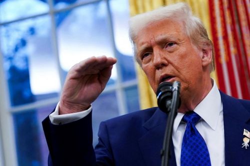 Ông Trump: Hãy nhìn xem, Bộ Giáo dục Mỹ là một trò lừa đảo