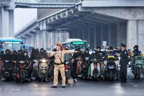 Bàn giải pháp đảm bảo an toàn cho người đi xe máy