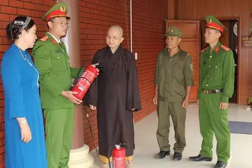 Chủ động phòng ngừa hỏa hoạn tại các cơ sở tín ngưỡng