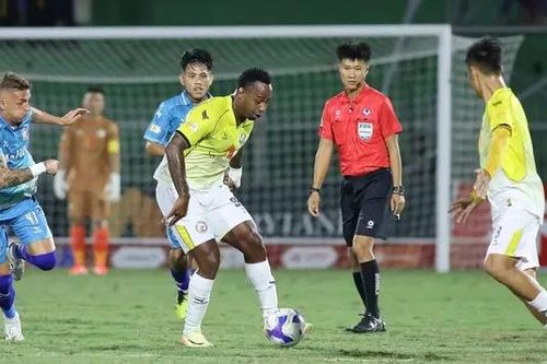 Nhiều đội bóng V-League nguy cơ mất sân nhà