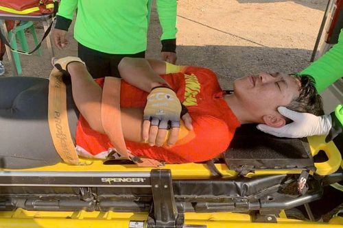 Hết cháy xe đạp, tuyển Việt Nam lại gặp tai nạn ở Thái Lan
