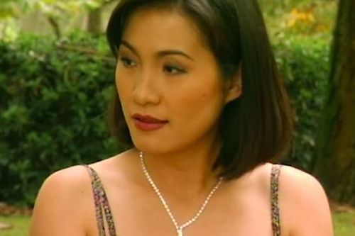 Hồng Đào sang Mỹ, đàn anh nói: 'Nếu không làm điều này là chết'