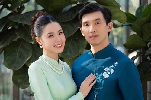 Midu, Khánh Vân ngọt ngào bên chồng