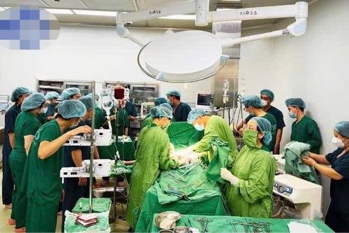 30 phút kịch tính cứu sản phụ bị ngưng tuần hoàn trên bàn sinh mổ