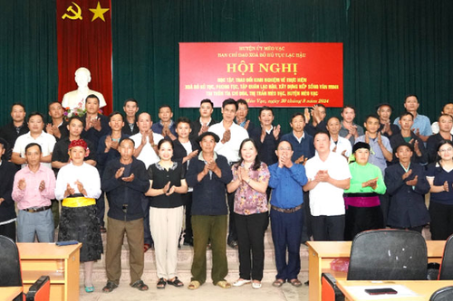 Việc tang ở Mèo Vạc ngày càng văn minh