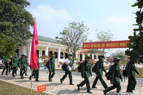 Sư đoàn 324 (Quân khu 4) tiếp nhận chiến sĩ mới năm 2025