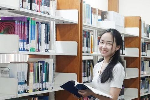 Nữ sinh Huế nhận học bổng tiến sĩ 8 tỷ đồng từ trường đại học Top 50 thế giới