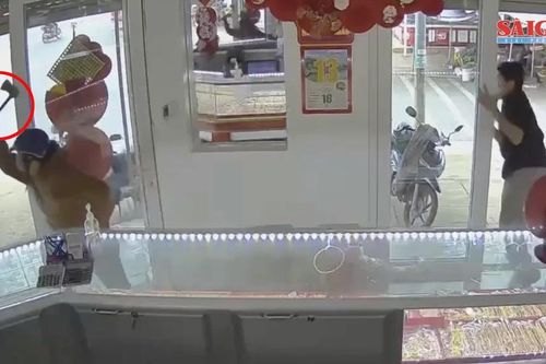 Bắt đối tượng dùng rìu cướp tiệm vàng ở Lâm Đồng khi đang lẩn trốn ở Đồng Nai