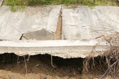 Vì sao công trình thủy lợi 14 tỷ vừa nghiệm thu đã hư hỏng?