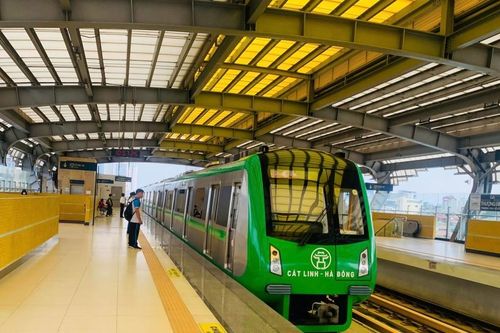 Đề xuất các cơ chế, chính sách đặc thù, đặc biệt phát triển đường sắt đô thị tại Hà Nội và TP Hồ Chí Minh