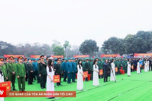 Nghệ An: Hơn 3.600 thanh niên ưu tú hăng hái lên đường nhập ngũ