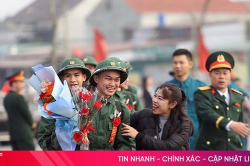 Tiếp bước cha anh, hát vang khúc quân hành…