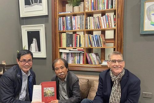 Trường ca 'Lò mổ' của Nguyễn Quang Thiều gửi gắm ý niệm về sự sống, cái chết