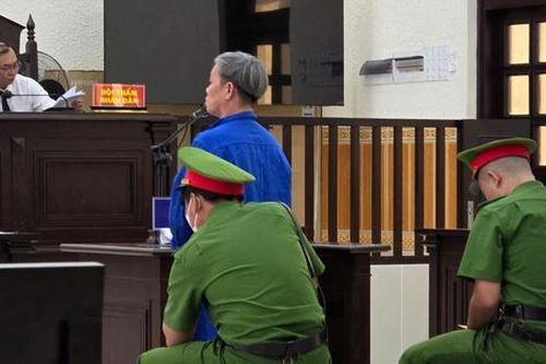 Chủ cửa hàng xe máy lĩnh án tù vì chiếm đoạt hơn 10 tỷ đồng của công ty tài chính