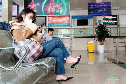 Chuyện những người đón Tết muộn