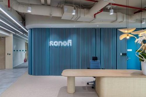 SANOFI Việt Nam lập 'cú đúp' chứng nhận quốc tế, trở thành công ty dược đầu tiên đạt tiêu chuẩn Well tại Việt Nam